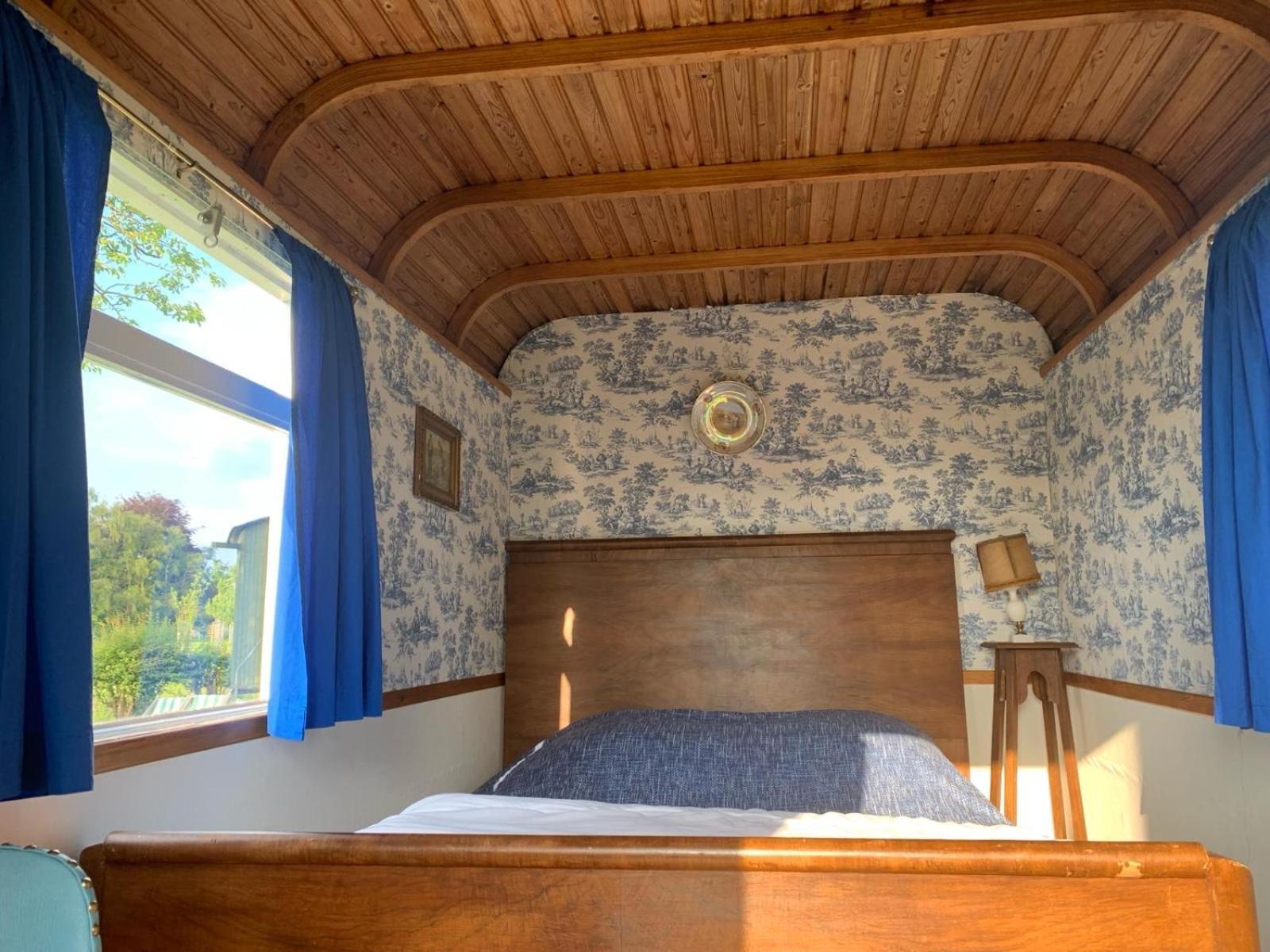 In De Wolf Hotel Watervliet Bagian luar foto